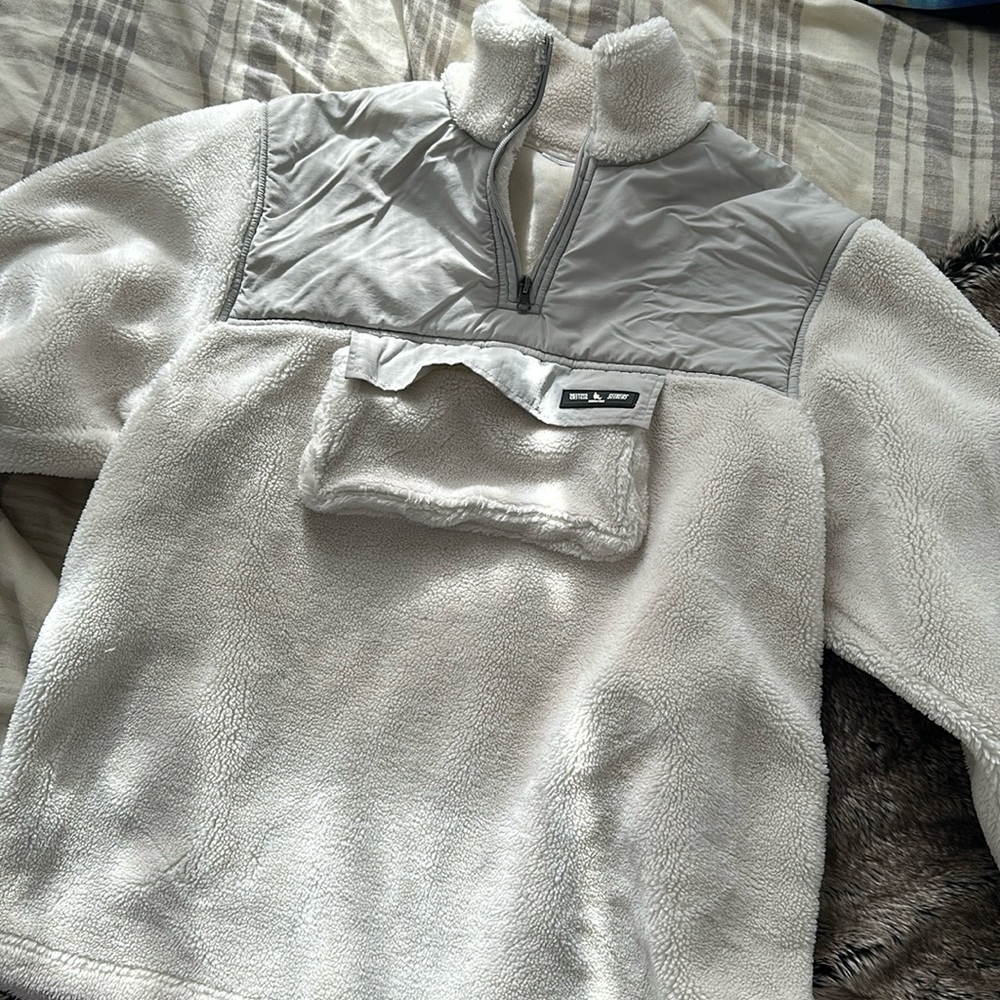 Sisters + Seekers Quarter Zip white and gray
